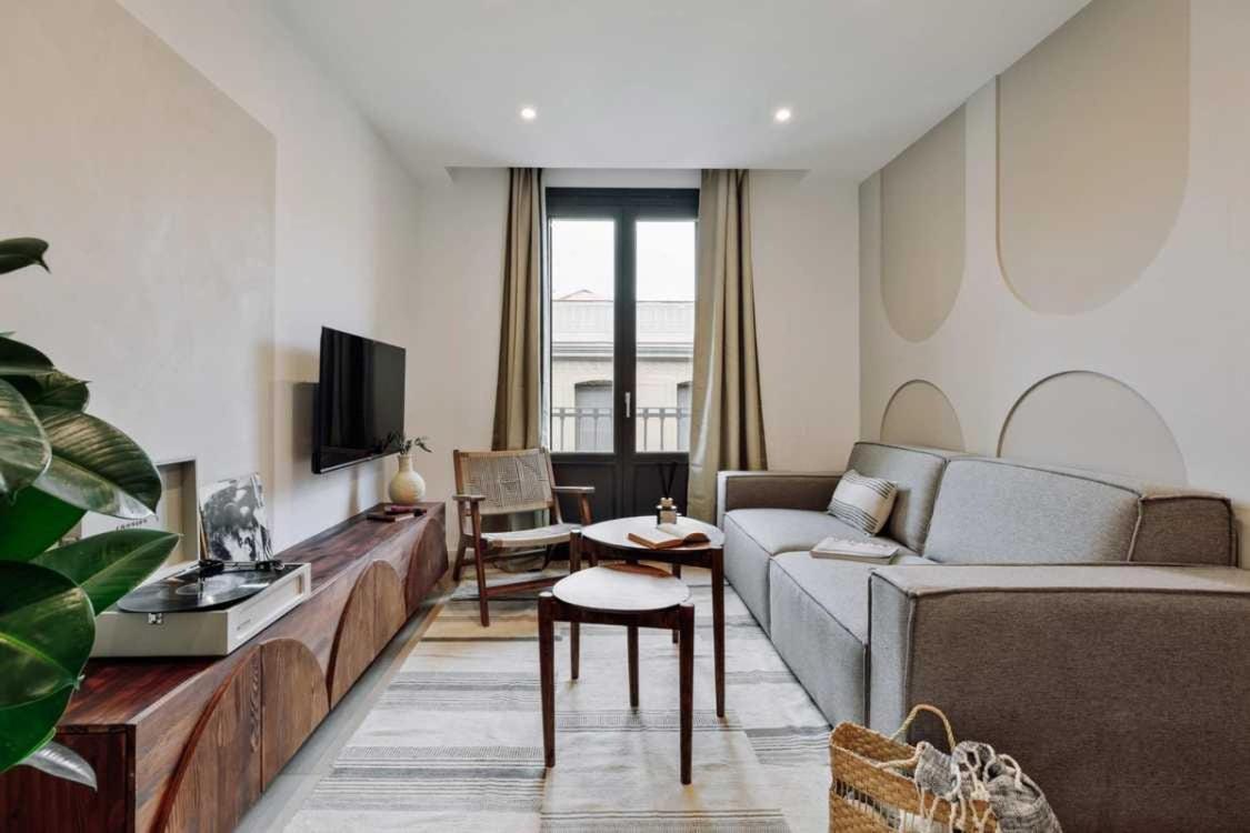 Luxury 2br Born Area Apartment *