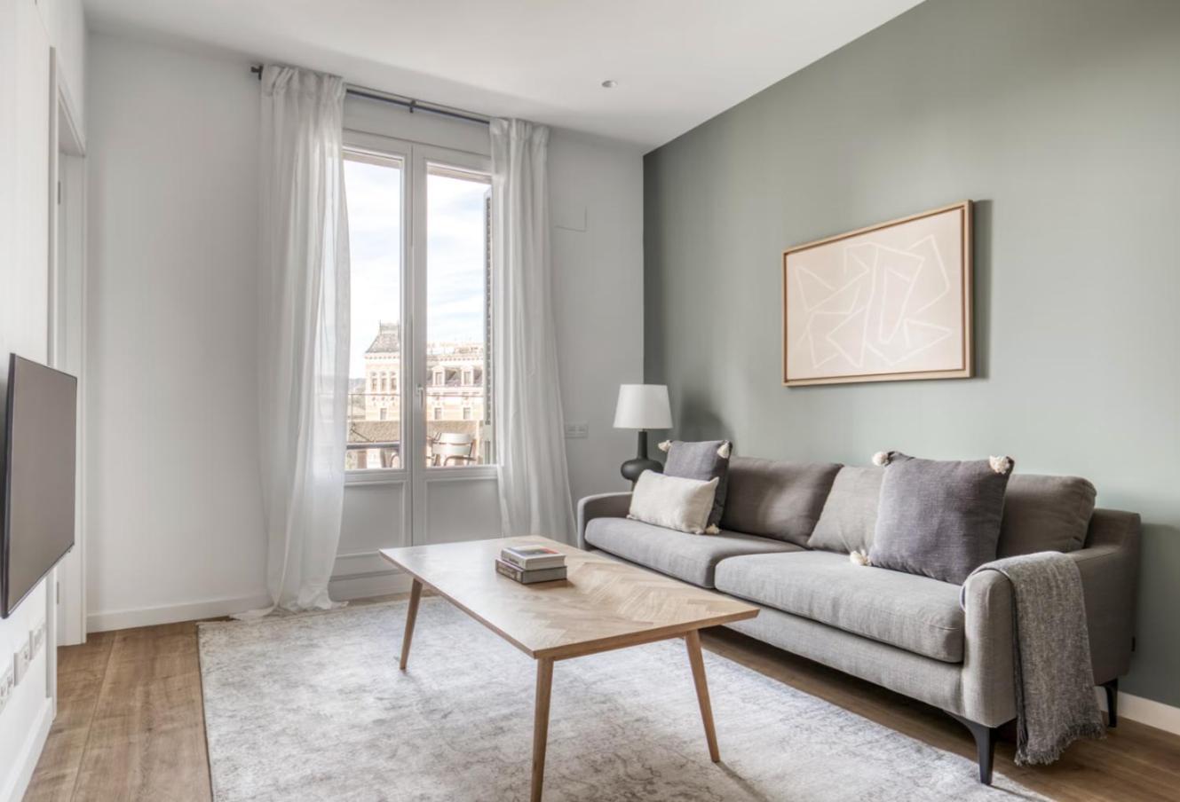 Apartment Luxury 2br Born Area